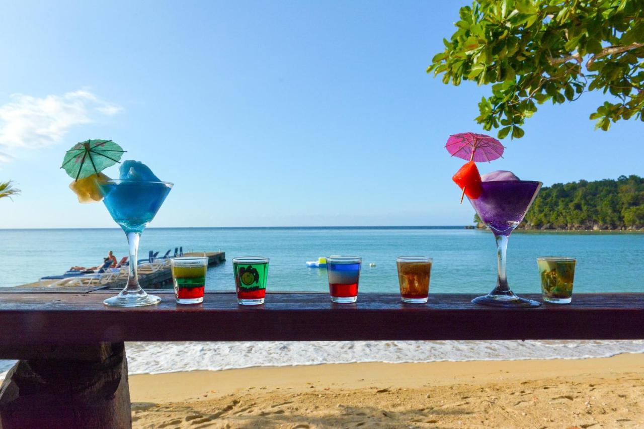 Beach Front Hotel Ocho Rios Exteriér fotografie