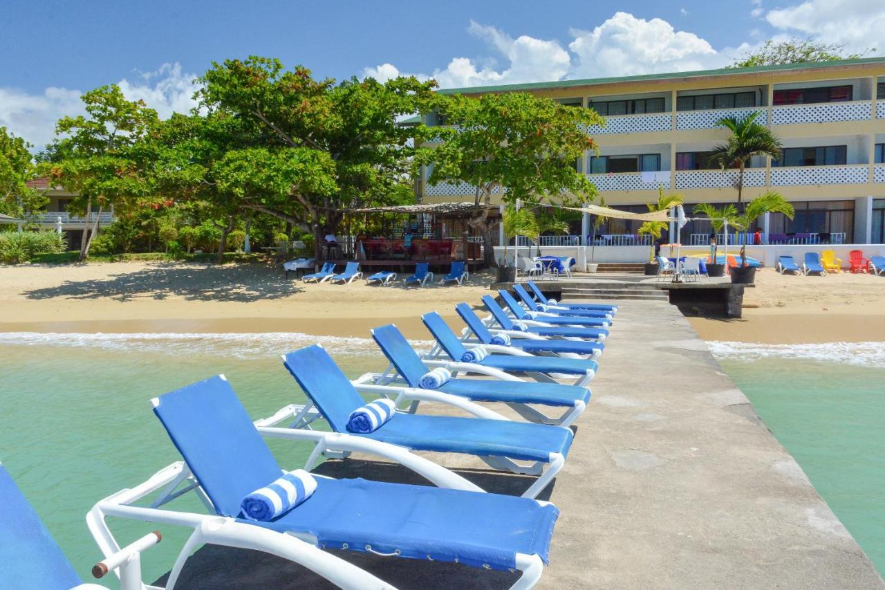 Beach Front Hotel Ocho Rios Exteriér fotografie